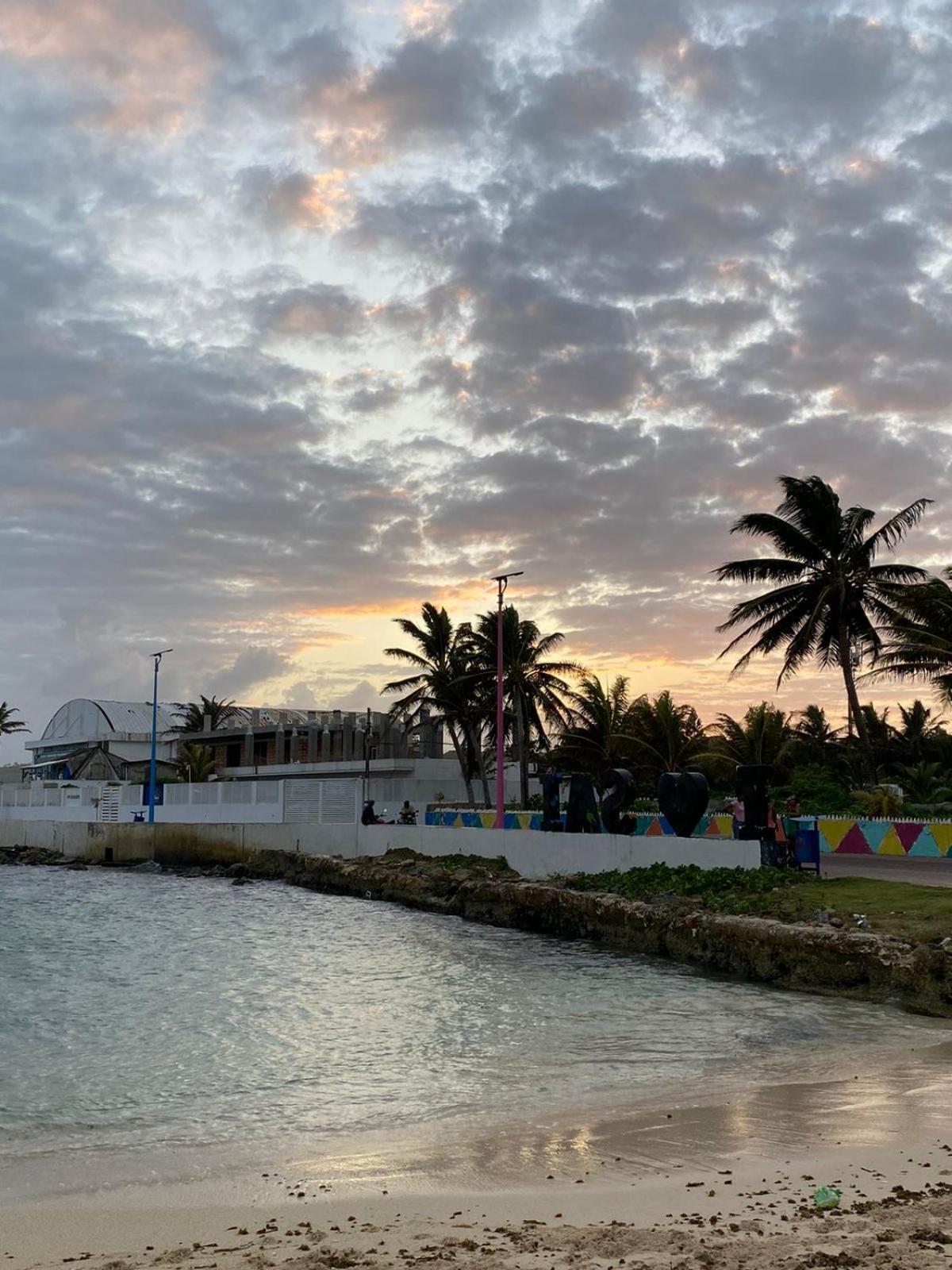 Victoria'S Gennie Bay Village Hostal San Andres  Exterior photo