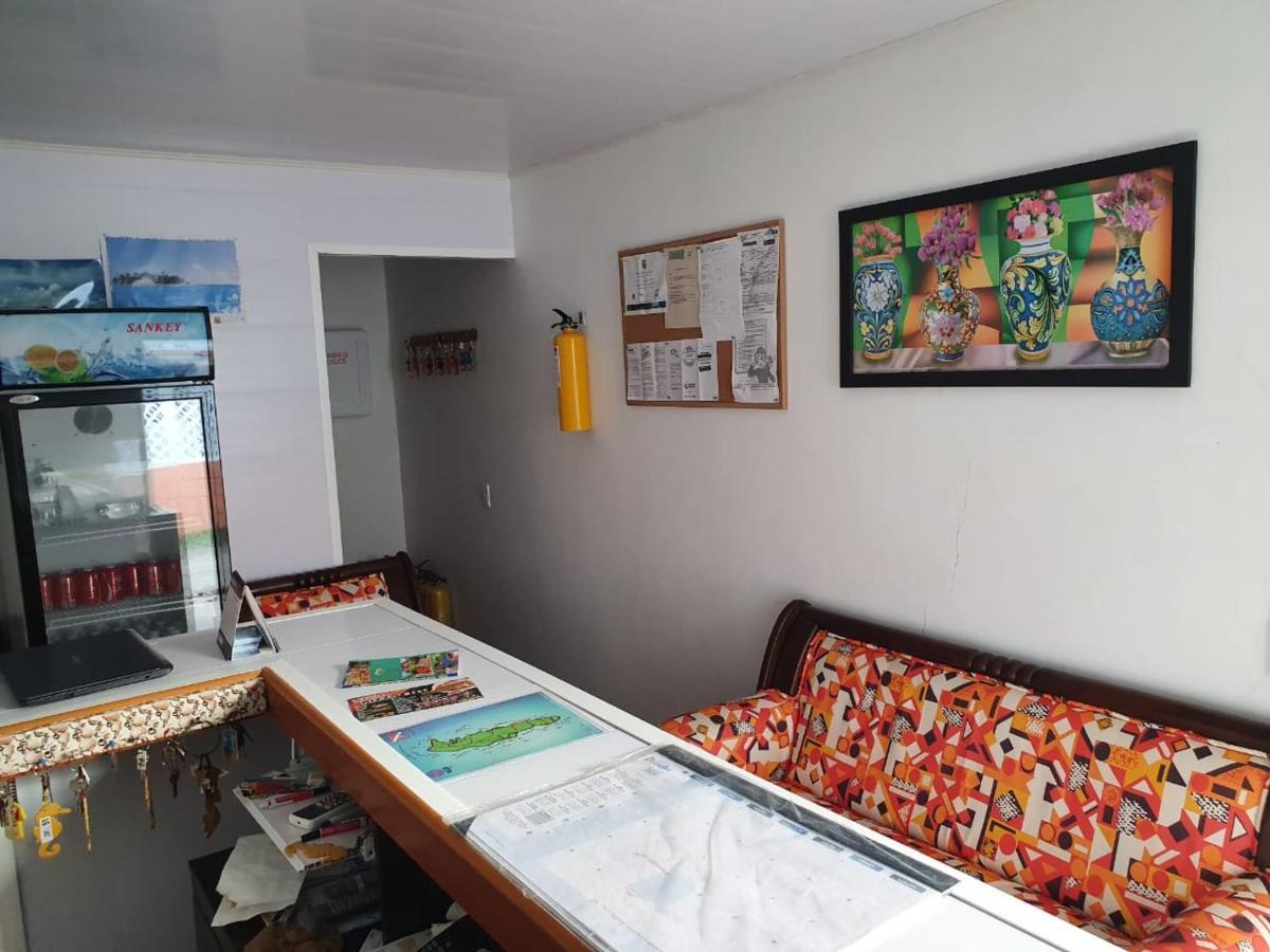 Victoria'S Gennie Bay Village Hostal San Andres  Exterior photo