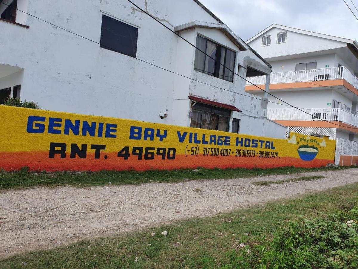 Victoria'S Gennie Bay Village Hostal San Andres  Exterior photo